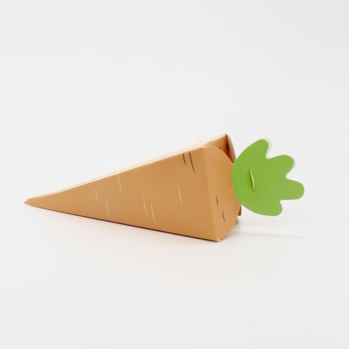 Cardboard carrot forage box